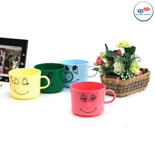 4 COLORS CUP SET