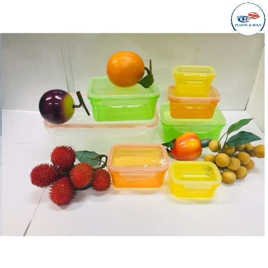 SET 7 PLASTIC STORAGE CONTAINERS