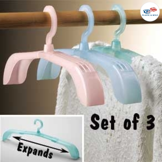 EXTENDABLE CLOTHES HANGER
