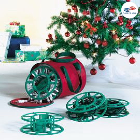 CHRISTMAS LIGHT SET REWINDING DEVICE